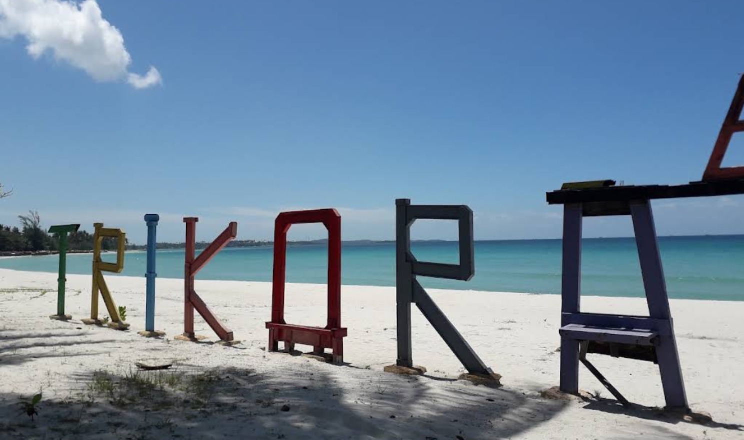 Trikora Beach