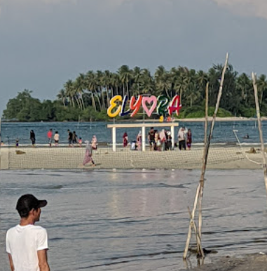 Elyora Beach